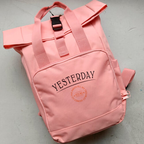 YESTERDAY MOCHILA CORAL